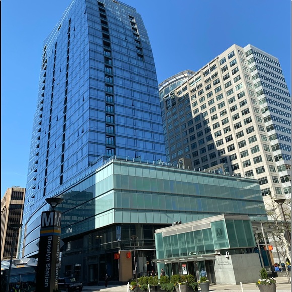 Meet your Posher, Estaban - Picture 1 of 1